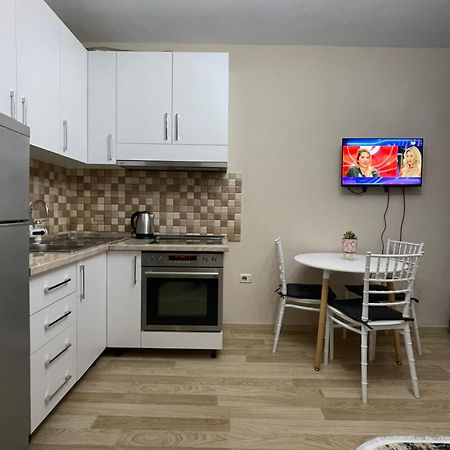 Comfort Apartment City Center Tirana Exterior photo