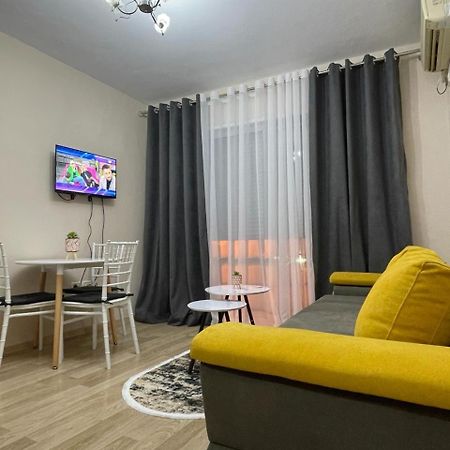 Comfort Apartment City Center Tirana Exterior photo