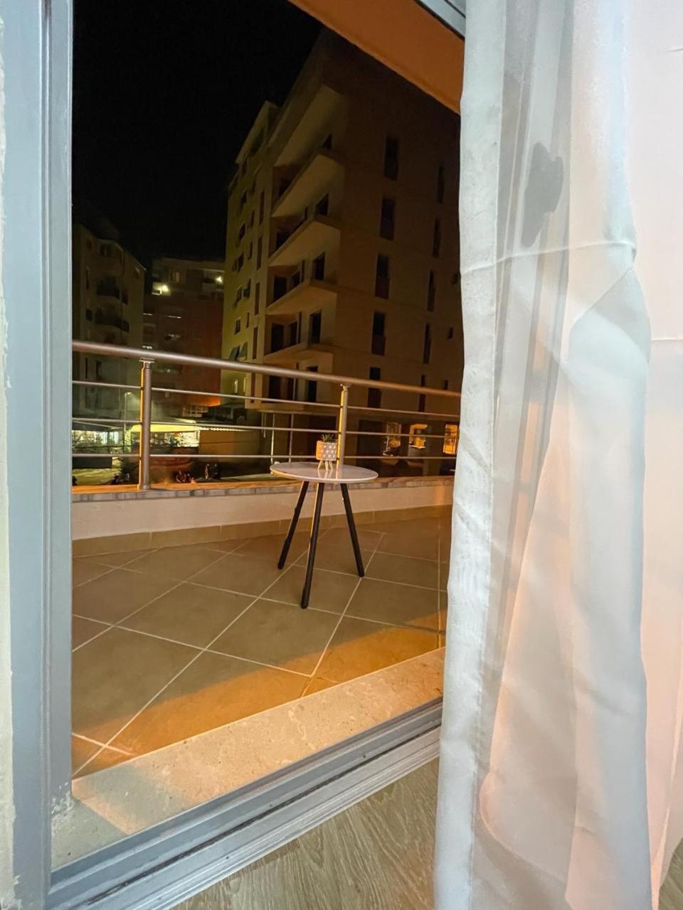 Comfort Apartment City Center Tirana Exterior photo