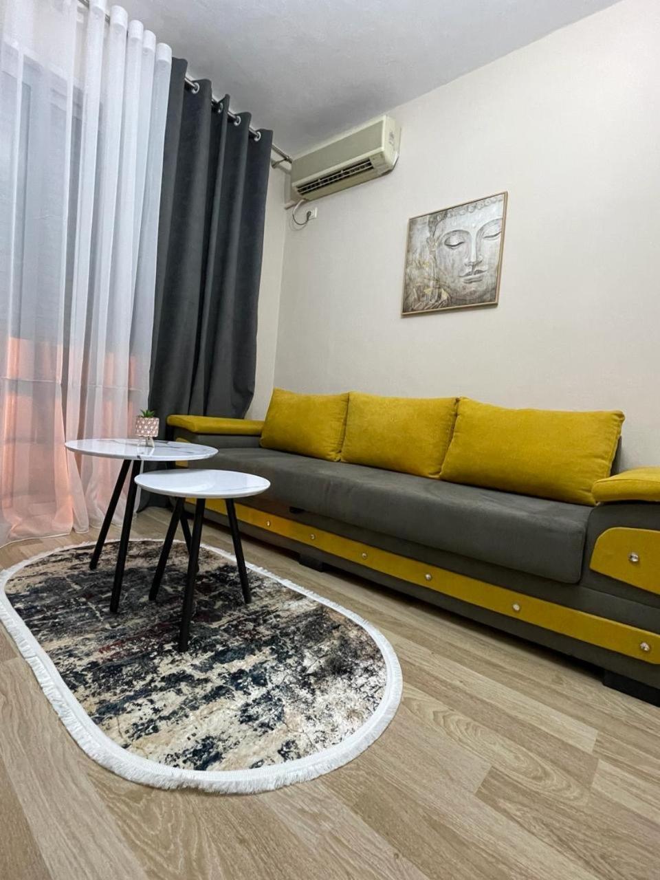 Comfort Apartment City Center Tirana Exterior photo
